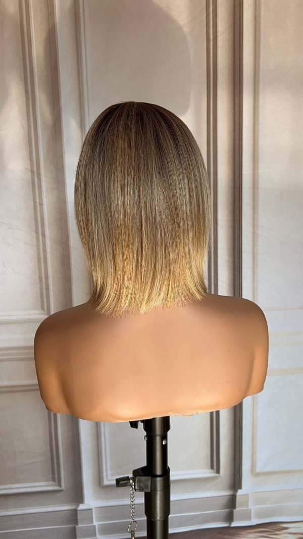 10 Inch Ash Brown Balayage Bob Wig - Honey Blonde Synthetic Hair 10 Inch Ash Brown Balayage Bob Wig – Honey Blonde Synthetic Hair